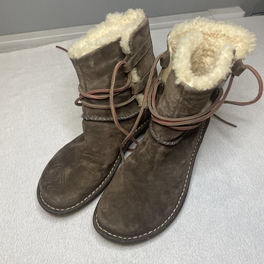 UGG Caspia Winter Ankle Boots Womens Size 8 EUR 39 Brown Leather Wraparound Lace